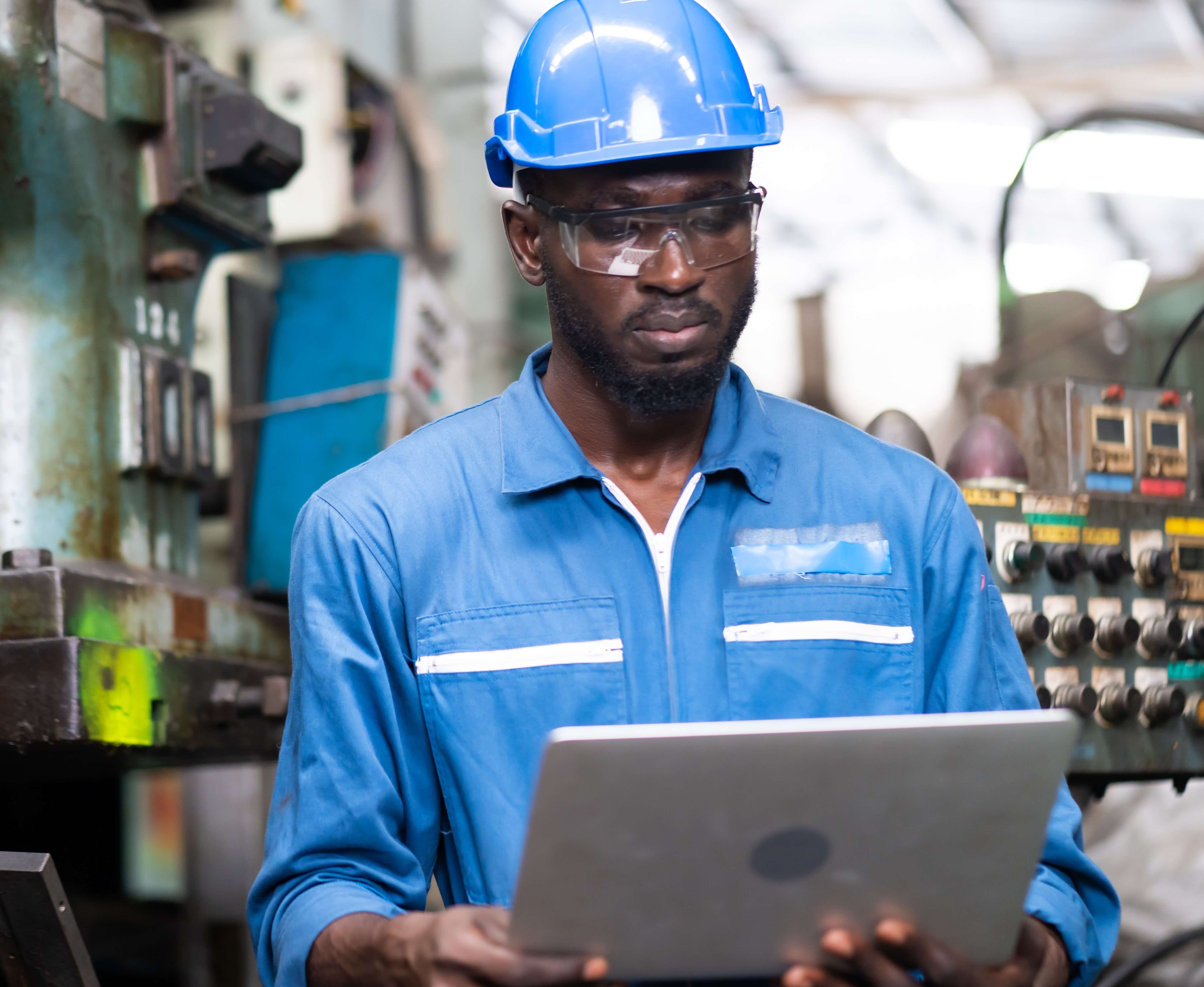 Technician reviewing maintenance information on a tablet-1-1